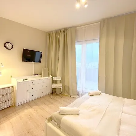 14 Centrum - Mieszkanie Dla 4 Os דירה