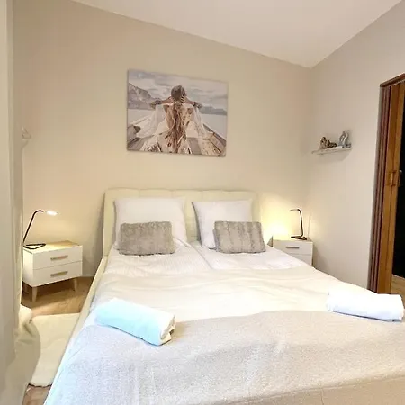 Apartment 14 Centrum - Mieszkanie Dla 4 Os *